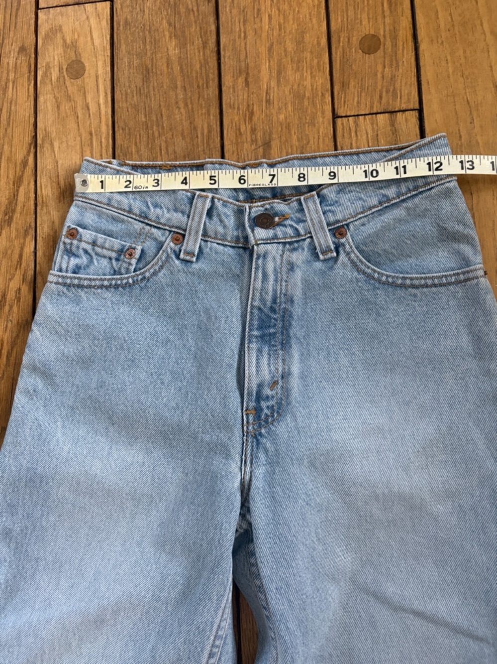 Vintage Levi’s 512 Slim Fit Straight Leg Light Wash Jeans USA / Juniors - Picture 13 of 16